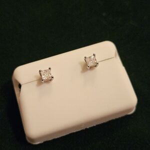 Classic Moissanite Princess-Cut Stud Earrings - Dainty Silver 925 Screw Back